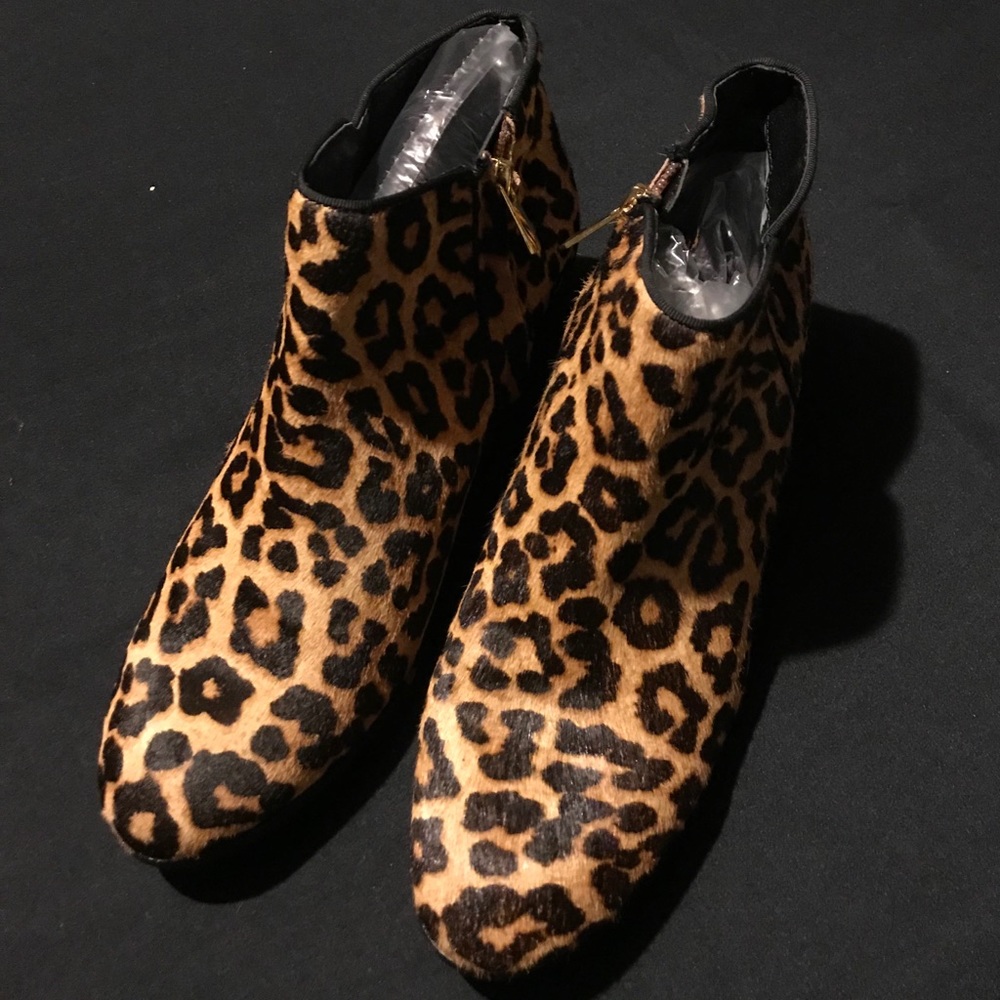 Sam Edelman Cheetah calf hair booties 9.5m